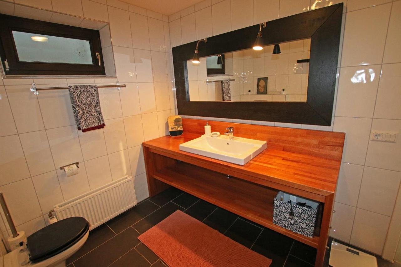 Hunsrueck Valley View Apartment With Cedar Sauna Bruschied 외부 사진